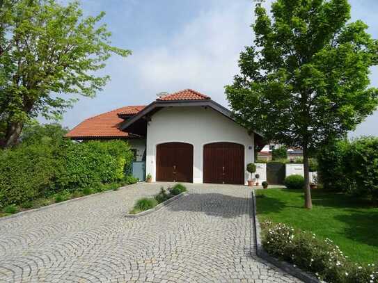 Moderne Landhaus Villa, Passau-Hacklberg, in bester Lage, auf Wunsch möbliert.