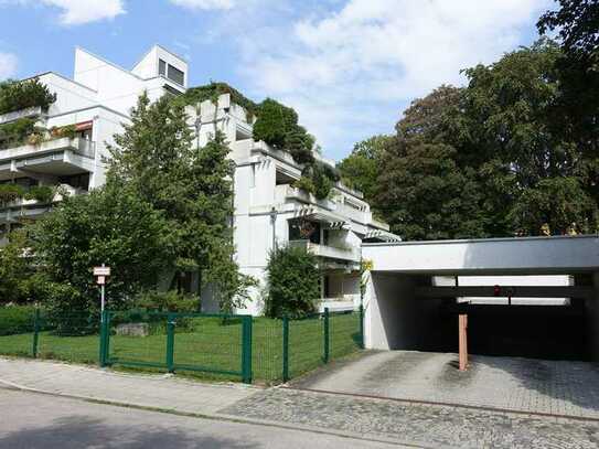 Grosszügige, sonnige 2-Zimmerwohnung in ruhiger Lage im Münchner Süden