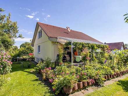 Haus mit großem Garten und beheiztem Pool