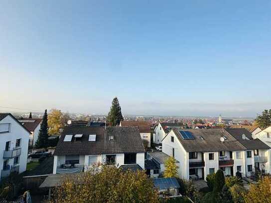 „Das interessante sonnige Haus in bester Lage mit fantastischer Aussicht & großem Garten!„