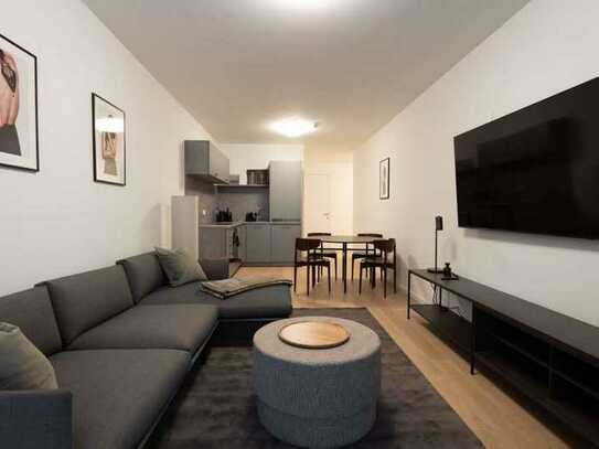 Stilvolle, modernisierte 2,5-Raum-Wohnung mit Balkon und Einbauküche in Hilden