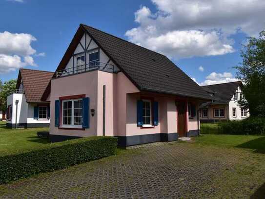 Ferienhaus für 6 Personen in schönem Park (2507)