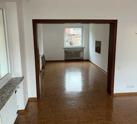 Helle 4,5 Zimmer-Wohnung mit großer Terrasse in Berenbostel