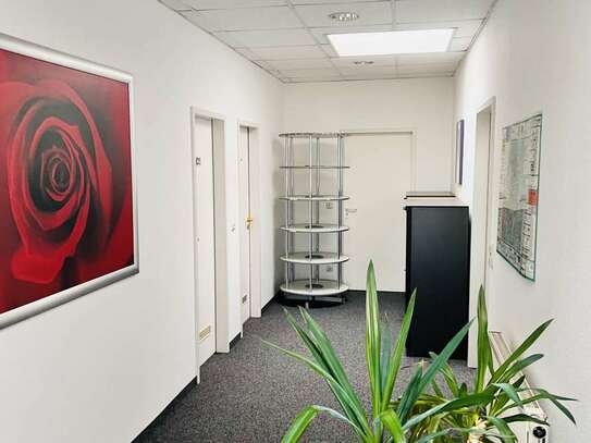 Waiblingen - Das Office-Komplettpaket: Anmieten und Loslegen - Attraktive Einzelbüros in Bürohaus