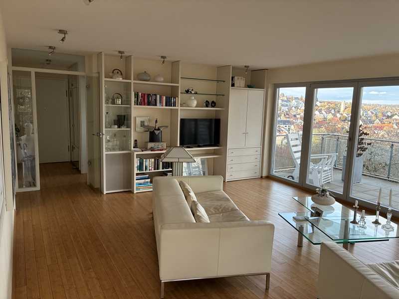 Sehr großzügige 2,5-3,5 Zimmer EG Wohnung in Stgt-Sillenbuch