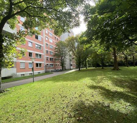 Helle 3 Zimmerwohnung / Erstbezug nach Kernsanierung