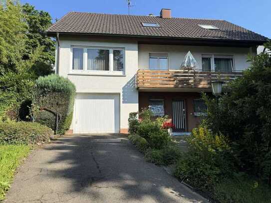 Zweifamilienhaus mit großem Grundstück in Aalen - Tännich