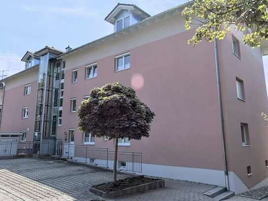 Stadtwohnung Innenstadtlage mit Parkanbindung und Bergblick