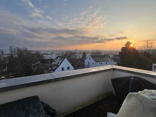 Wunderschöne 3 Zimmer-Dachterrassewohnung mit Fernblick