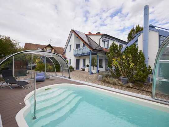 Modernes Einfamilienhaus mit Pool und Einliegerwohnung