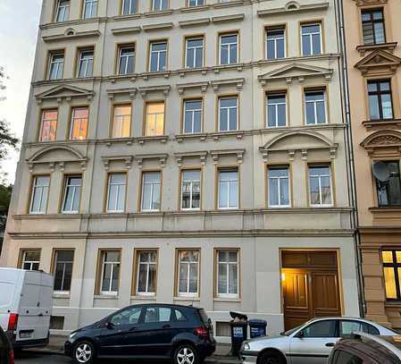 Schöne Etagenwohnung in Neustadt-Neuschönefeld, Leipzig, bezugsfrei ab 01.11.2024