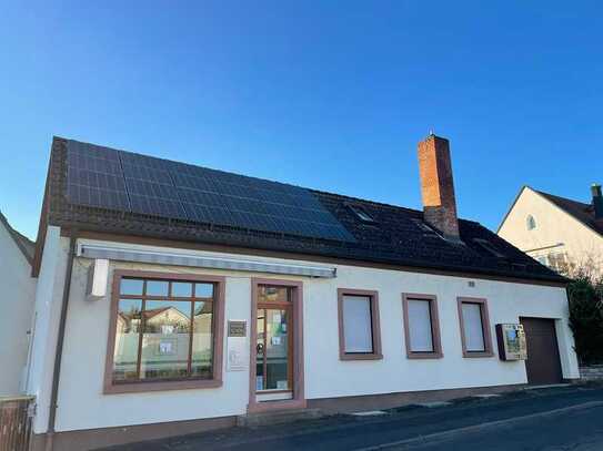 Büro/Laden in Aschaffenburg-Strietwald zu vemieten.