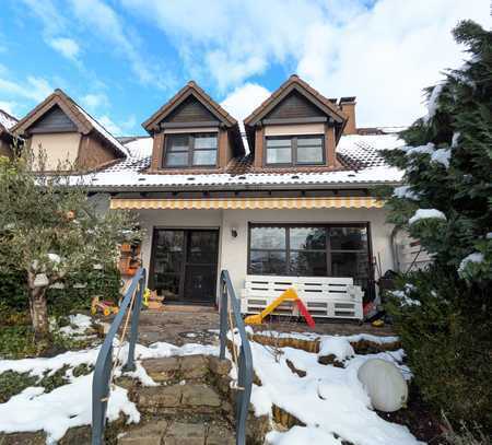 provisionsfrei Reihenmittelhaus in ruhiger Dorf von Meckenheim.