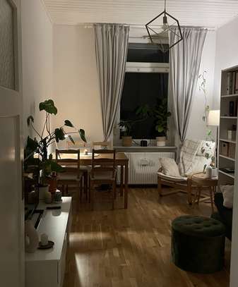 Gemütliche 2 Zimmer Wohnung in Frankfurt Sachsenhausen (Tolle Lage)