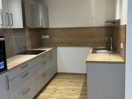 Frisch renovierte 4,5-Zimmer-Wohnung mit neuer Einbauküche