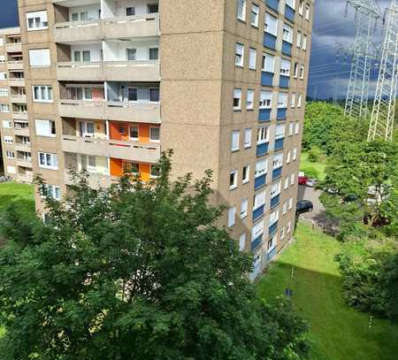 Gepflegte 3-Zimmer-Wohnung im 5. Obergeschoss mit Balkon