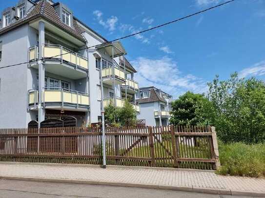 Schmucke Singlewohnung mit Balkon!