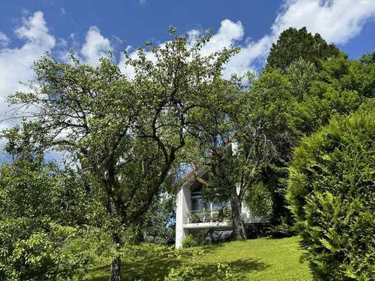 Vielfältige Möglichkeiten - EFH mit großem Gartengrundstück!