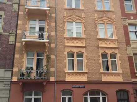 Schöne helle 3-Zimmer Altbauwohnung in Mannheim-Lindenhof