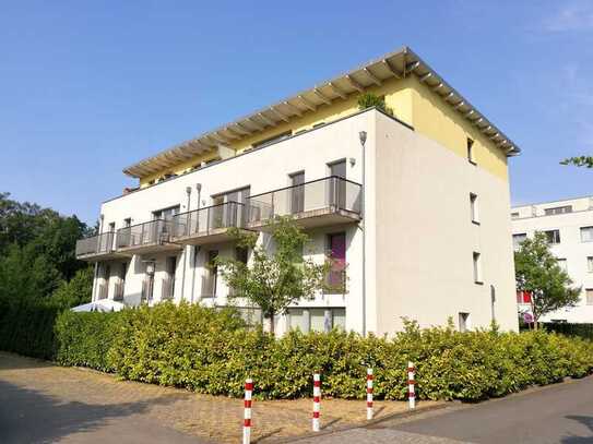 Wohnen mit Hausgefühl – Lichtdurchflutete 3-Zimmer-Maisonette mit Terrasse in ruhiger Lage von Lange