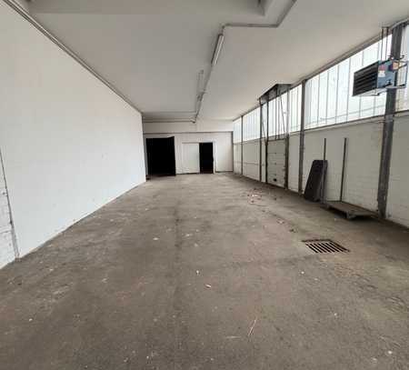 Produktion und Lagerhalle auf 320 m² mit Außenfläche