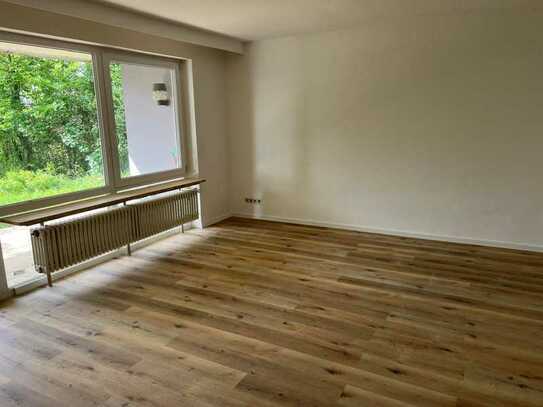 Wg-taugliche 2-Zimmer-Wohnung mit Terrasse,EBK in Tübingen
