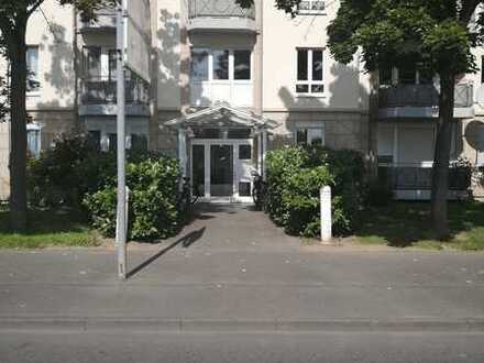 Helle, moderne 3 ZimmerWohnung mit 2 Balkonen und TG Platz