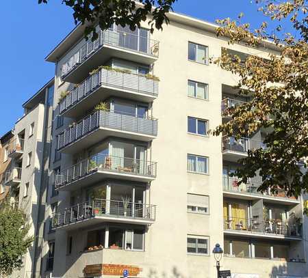 Sonnige 2- Zimmer Wohnung mit Balkon in Tiergarten zu mieten!