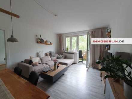 IMMOBERLIN.DE - Schöne Wohnung mit ruhigem Balkon in beliebter Lage