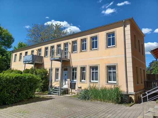 **3-Zimmer-Wohnung im Hinterhaus**