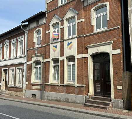 Großzügige Dachgeschoss Wohnung