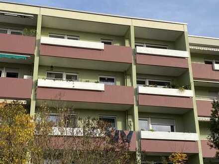 78048 VS-Villingen, helle Zwei- Zimmer Wohnung mit sonnigem Balkon