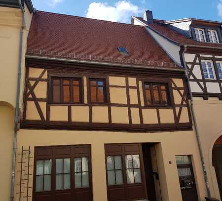 gemütliche Whg. mit EBK und Terrasse im historischem Haus Stellpatz möglich