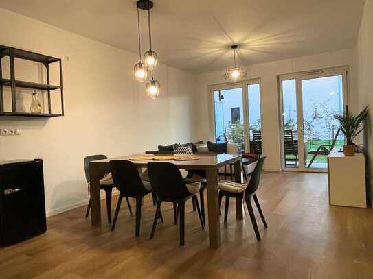 Gemütlich, modern möbilierte Neubau Wohnung mit Garten und Einbauküche in Wesseling
