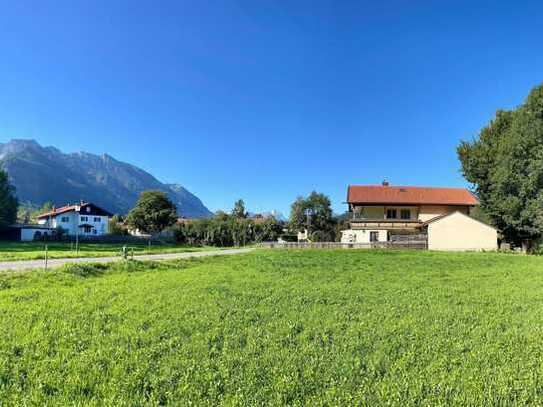 Bauplatz für ein Traumhaus mit Bergblick