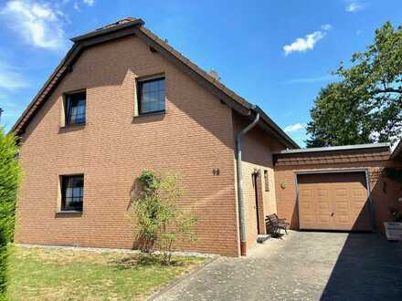 ** Ihr neues Zuhause mit traumhaften Garten **