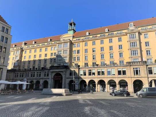 *2 Nettomieten frei* 2 Terrassen mit den Blick auf Altmarkt