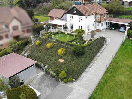Kleines aber feines Einfamilienhaus mit Werkstatt und Panoramablick in Schwandorf!