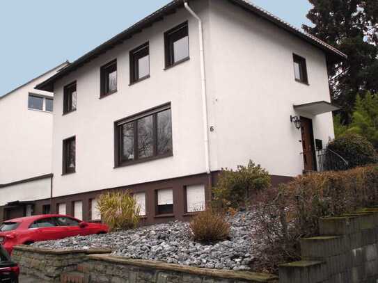 Freistehendes Haus mit großer Terrasse und Garten zu vermieten