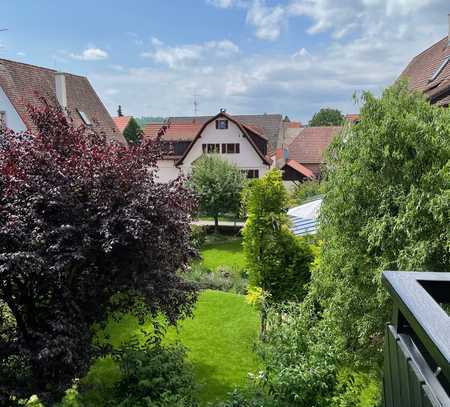 2-Zimmer-Wohnung in einem schönen Fachwerkhaus mit Balkon