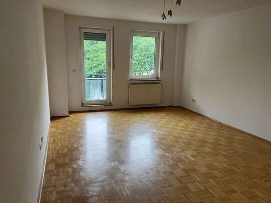 2-Zimmer-Wohnung mit kleinem Balkon in Essen-Rüttenscheid!