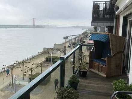 Wunderschöne Wohnung an der Rheinpromenade mit großem Balkon zu vermieten