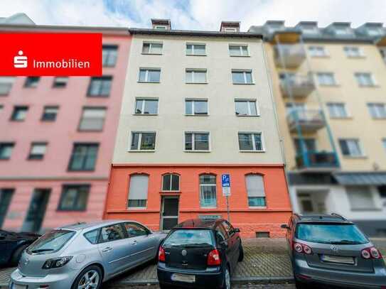 Frankfurt-Bornheim: Moderne 4-Zimmerwohnung mit guter Ausstattung in gepflegtem Haus!