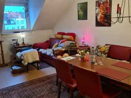 2-Zimmer-Altbau-Wohnung in Innenstadtlage