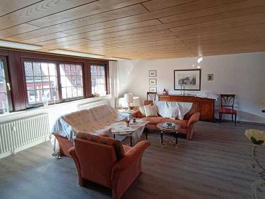 Einziehen & wohlfühlen – möblierte Designwohnung mit Stellplatz in Top-Lage