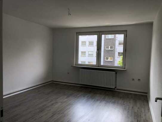 73 m² Wohnung im 2.OG. Nähe Innenstadt zu vermieten