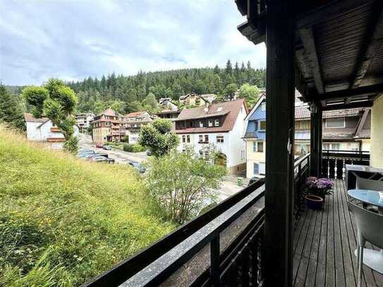 Hier fehlt es Ihnen an nichts! 2,5-Zimmer-Wohnung mit Balkon und Terrasse!