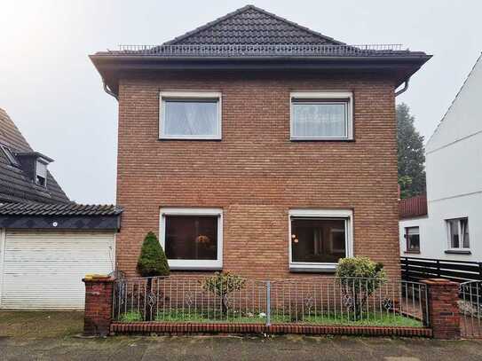 Raum für Ihre Ideen in Bremen-Hemelingen: Charmantes Haus mit Garten und Nebengebäude