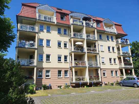 Ruhige und helle Einzimmerwohnung mit Balkon