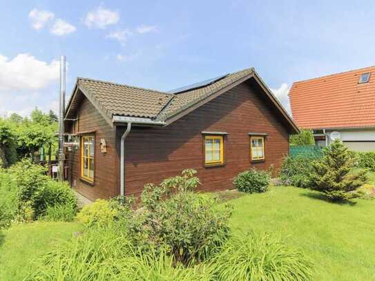 Greifen Sie zu! Gepflegtes Einfamilienhaus mit großem Garten und Doppelcarport in Pirna